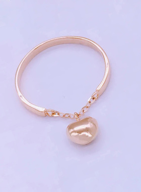 玫瑰金光面潮流指环桃心链条戒