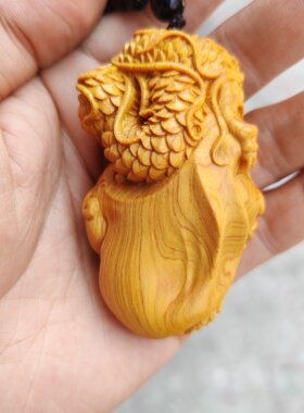 正宗太行崖柏盘龙木雕手