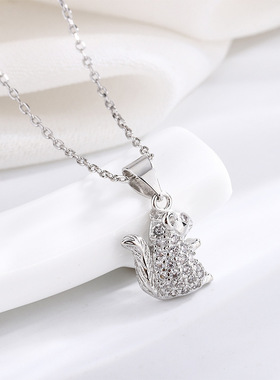 新品韩版卡通可爱松鼠镶钻项链女森系时尚吊坠配饰甜美气质项饰品