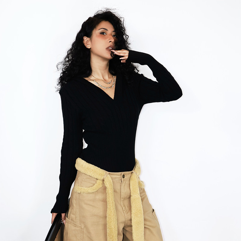 哟酷酷（探险家联盟）美式复古纯色保暖深V连帽麻花针织套头毛衣,淘宝优惠券,粉丝福利购,淘宝优惠卷