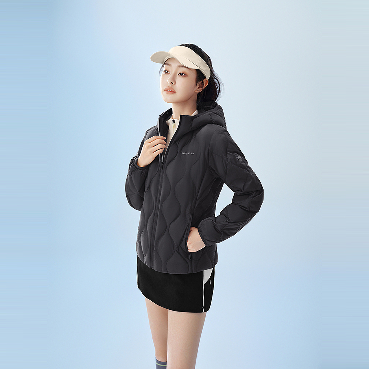 波司登25秋季新款鹅绒羽绒服内胆女士短款连帽轻薄亲肤舒适外套 - 图1