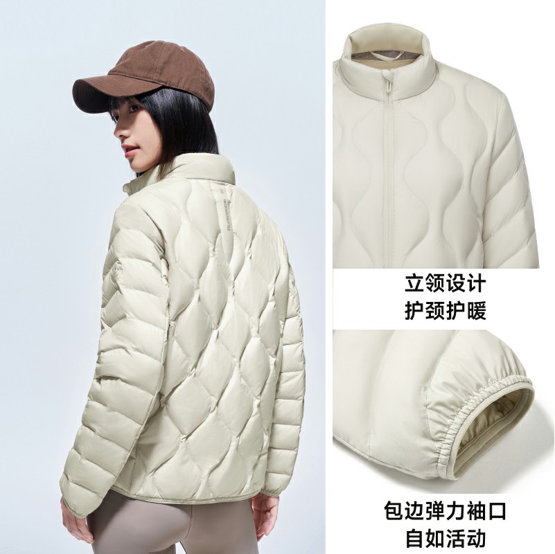  波司登户外羽绒衣