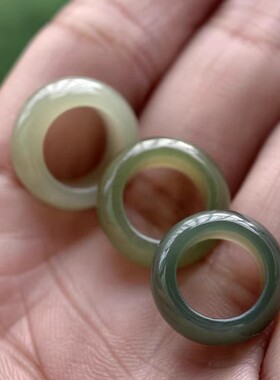 天然和田玉跑环湖水晴水