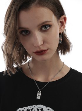 潮牌无性别反标签原创设计