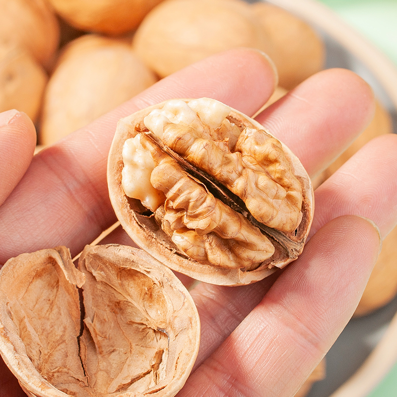 陕西特产西安椒盐纸皮核桃奶香熟薄皮新疆大孕妇零食五香味1斤装 - 图3