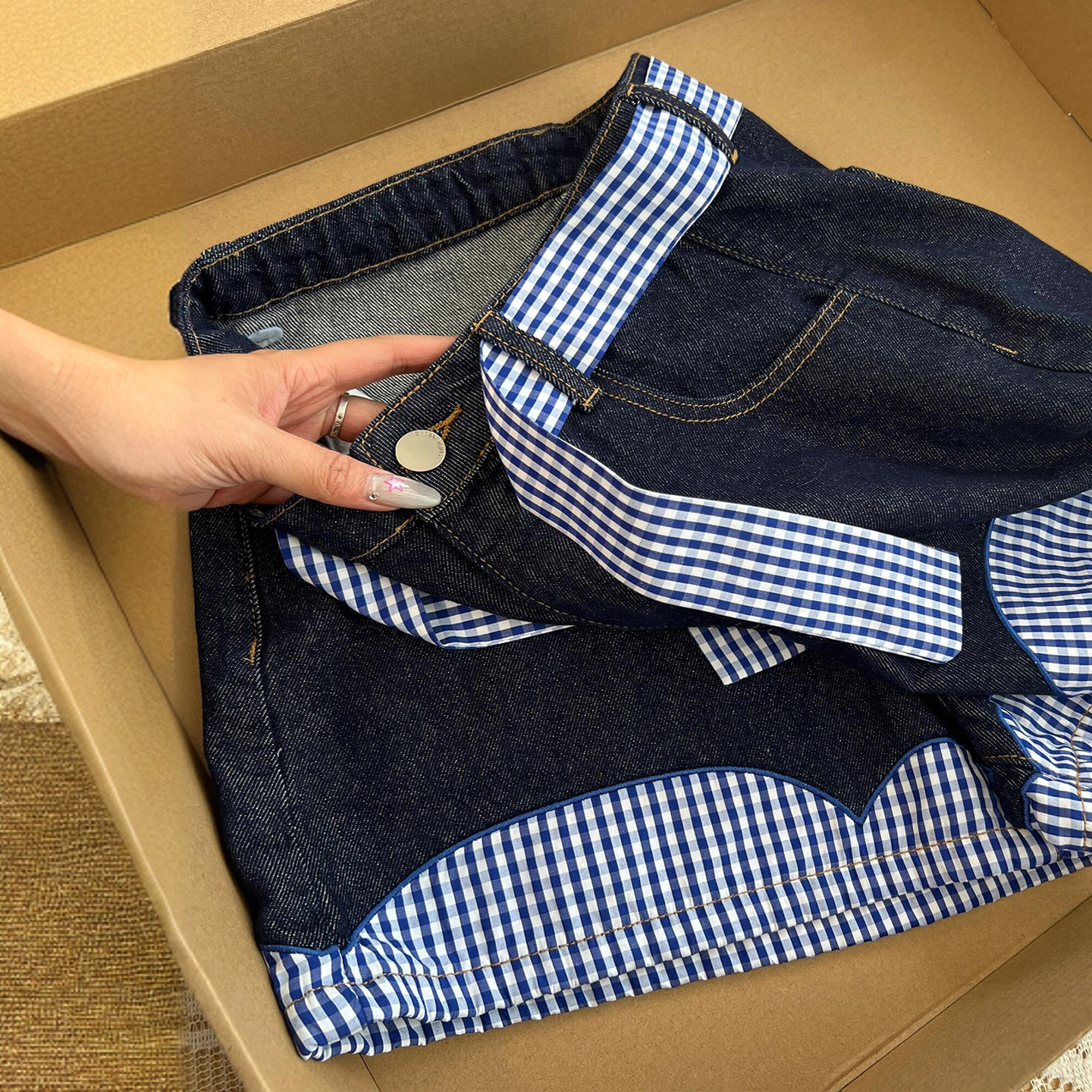 大码女装深蓝色格子蝴蝶结绑带牛仔短裤女胖mm美式高街辣妹热裤子,淘宝优惠券,粉丝福利购,淘宝优惠卷