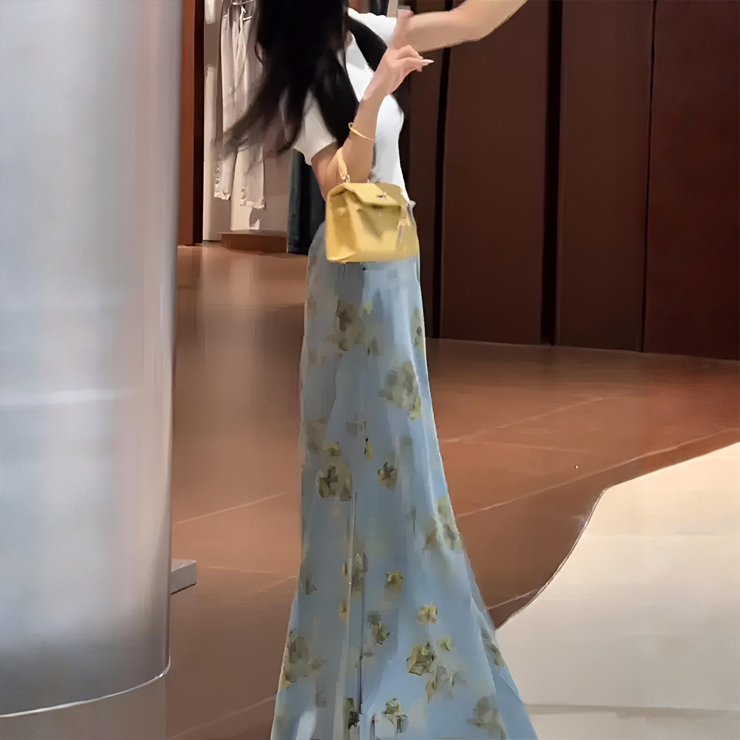 特大码胖mm梨型遮胯显瘦牛仔半身裙女秋季新款花朵刺绣a字长裙子,淘宝优惠券,粉丝福利购,淘宝优惠卷