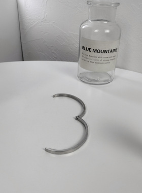 ins韩国个性简约素圈手环女时尚百搭复古创意款手镯明星同款手饰