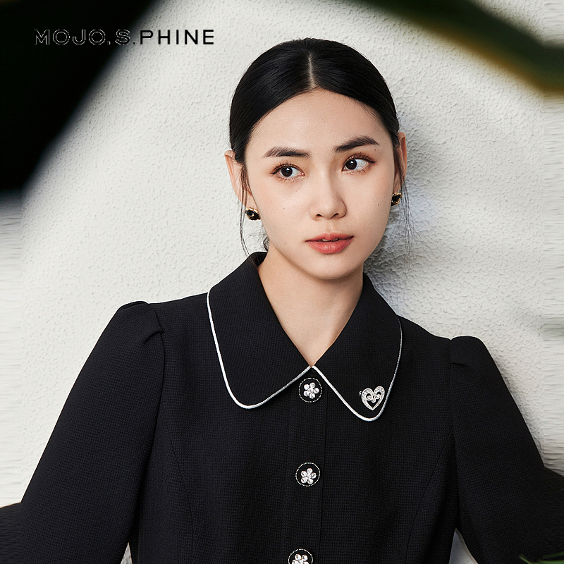 MOJO莫佐 设计感翻领连衣裙2024年新款南法假日精致收腰显瘦长裙 - 图1