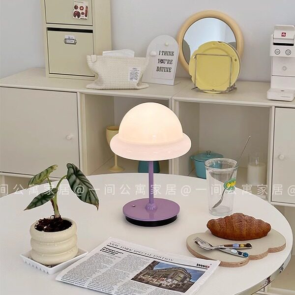 一间公寓家居ins风韩国博主棒棒糖造型台灯充电小夜灯氛围装饰