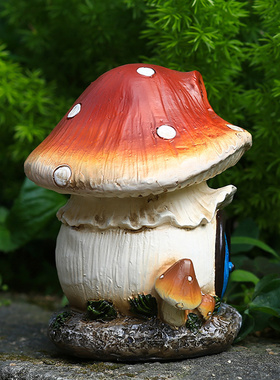 Resin Mushroom Decoration Lawn Garden Outdoor Decor Ornament