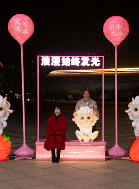 十二生肖雕塑户外玻璃钢摆件