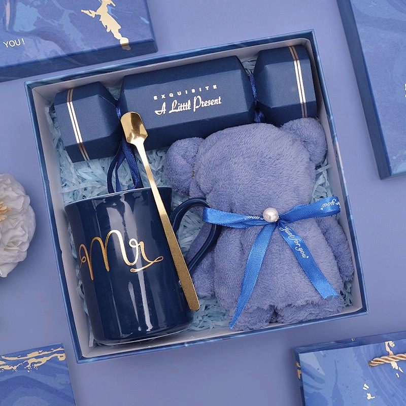 婚礼伴手礼女伴娘结婚礼盒男伴郎高级实用小礼品满月回礼套装成品