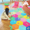 Say goodbye to the worry of conflicting styles. Hexagonal carpets can be put together at will. Original for bedroom and living room <Double Insect Personality>