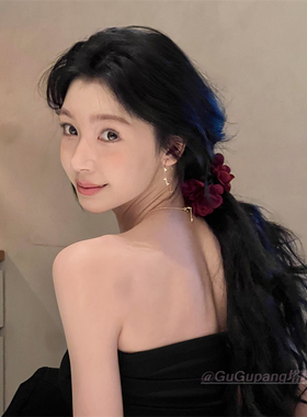 易梦玲同款红色玫瑰花香蕉夹子