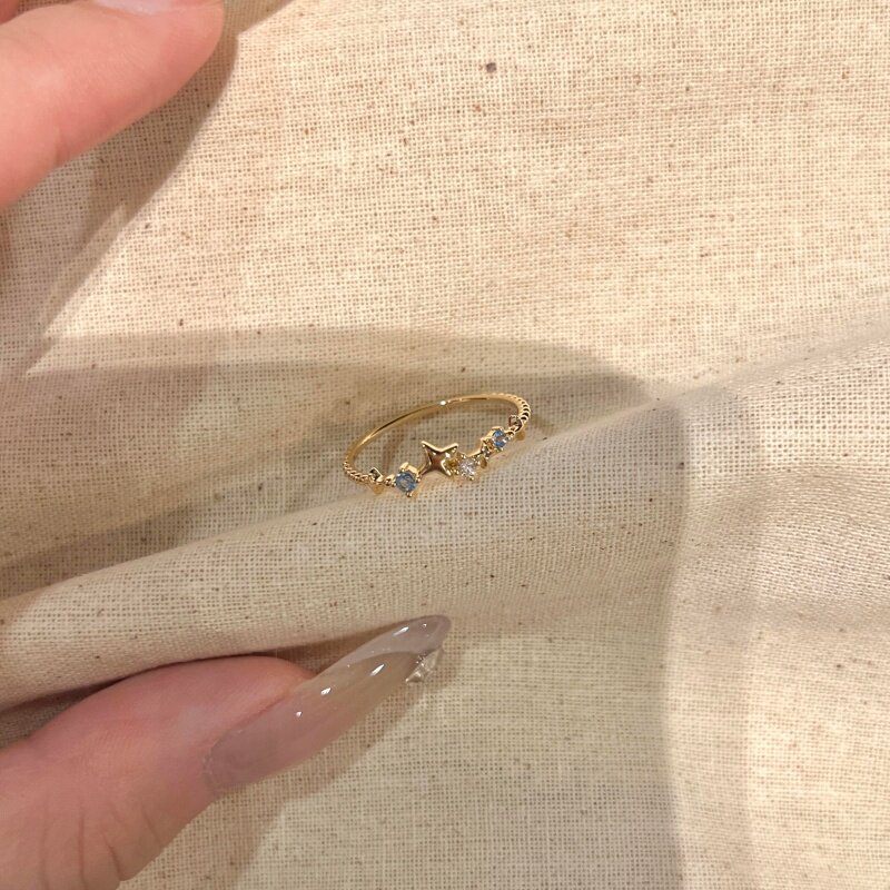 Vintage Gold Fantasy Star Ring