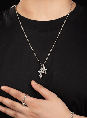 端克罗心潮流镀金双十字项链