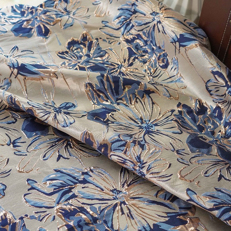 复古金丝浮雕连衣裙面料大花朵旗袍经典蓝女装春秋挺括外套装饰布 - 图0
