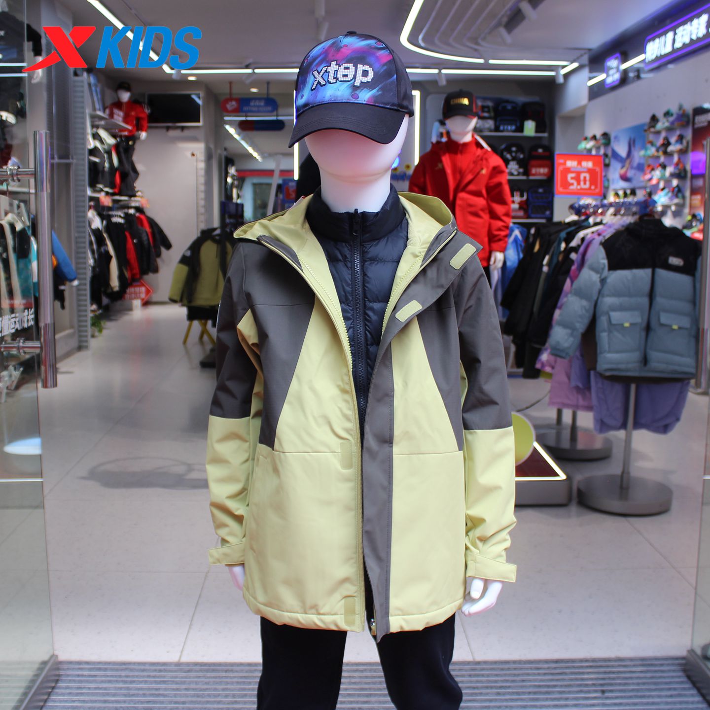 特步儿童羽绒服男大童2025三合一冲锋衣冬季新款保暖内胆鸭绒外套 - 图0