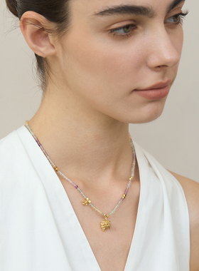 VEKE「入秋」萤石项链时尚新款锁骨链彩色轻奢高级感百搭吊坠女