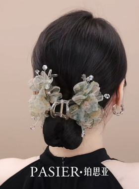 铂思亚国风渐变花朵抓夹女