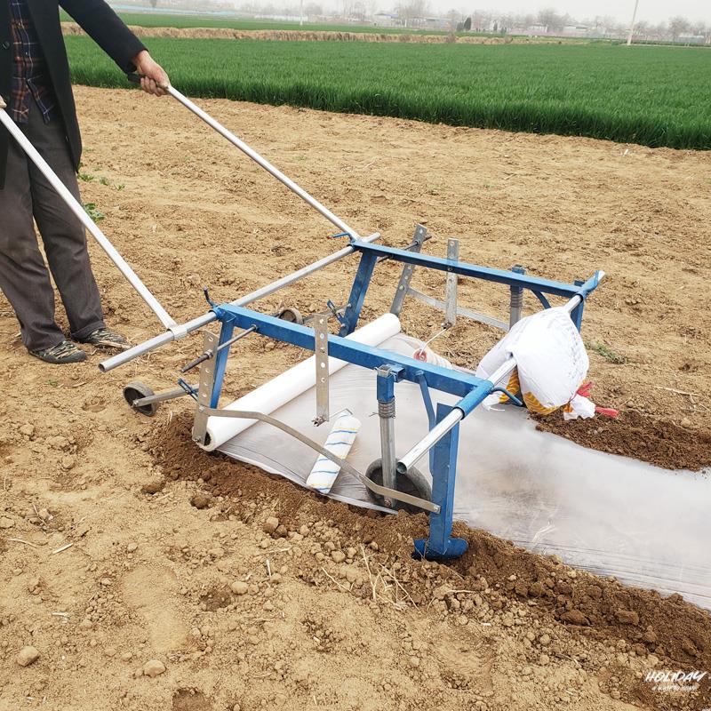 地膜覆盖机覆膜机小型铺地膜神器机器农用盖膜小型人工手拉压地膜-图1