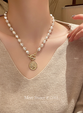 巴洛克珍珠项链高级感轻奢小众锁骨链颈链女款2025年新款配饰装饰