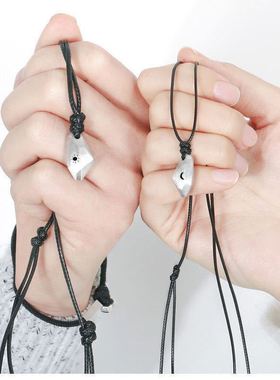 日月相吸许愿石情侣项链