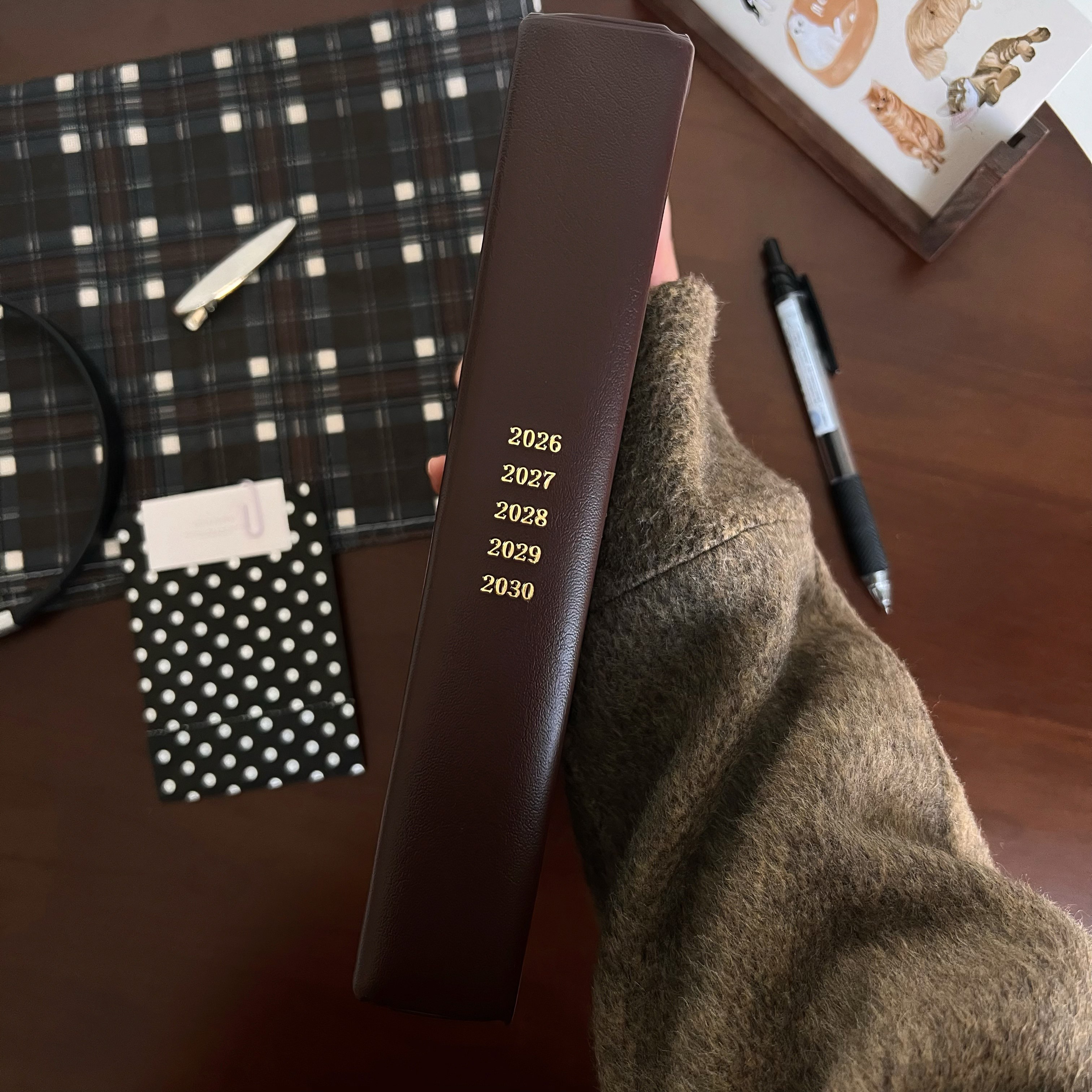 2026-2030五年日记计划手账本高颜值加厚复古学生记事网格日程本,淘宝优惠券,粉丝福利购,淘宝优惠卷