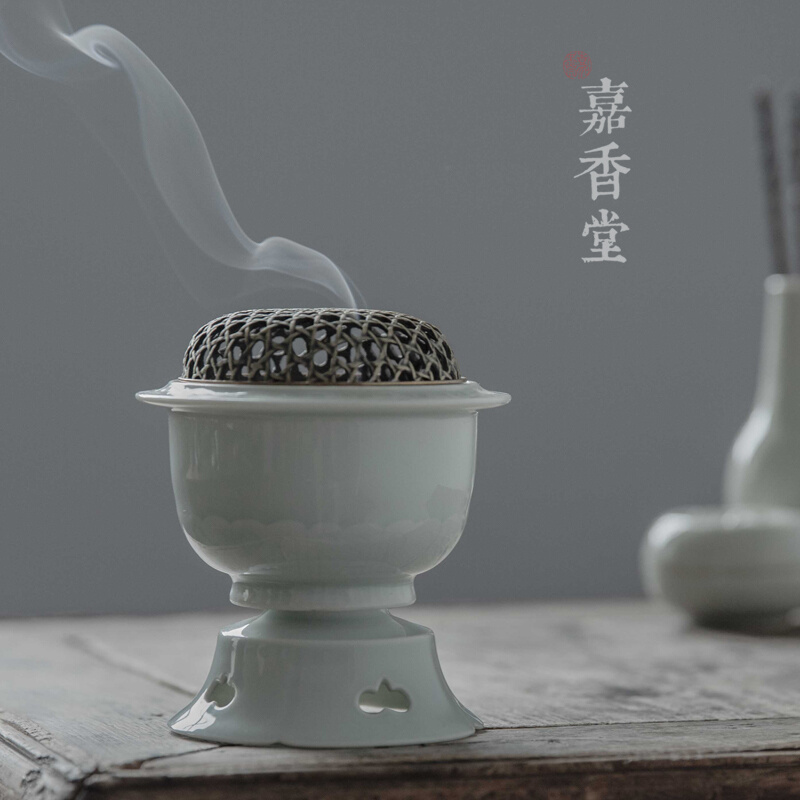 お香 香炉 空薫用香炉 有田焼白磁 太白菊型 未使用