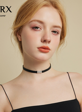 JXRX简约黑色字母项链女高级感