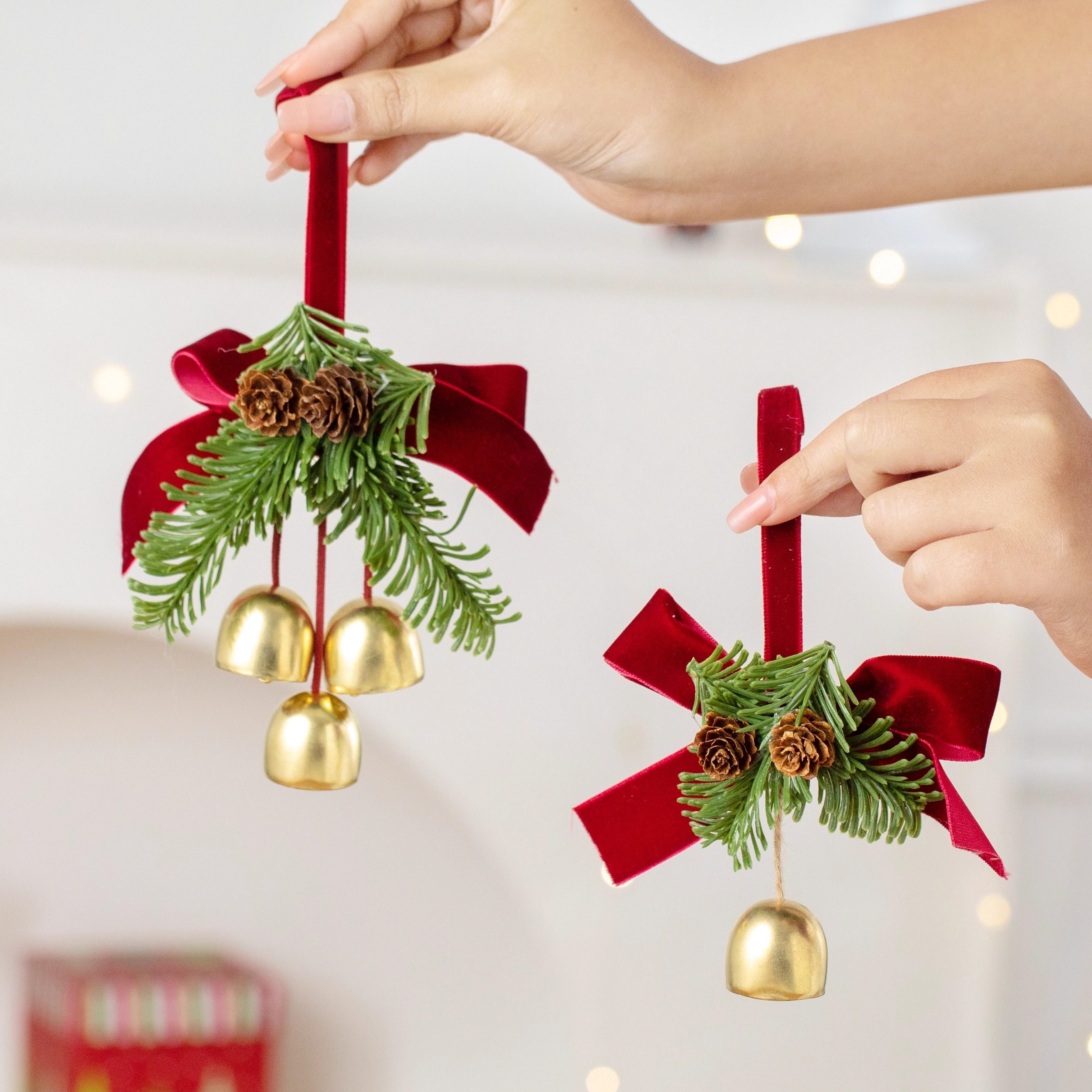 圣诞节装饰品圣诞铃铛花环松果挂件圣诞树蝴蝶结风铃门挂道具挂饰,淘宝优惠券,粉丝福利购,淘宝优惠卷