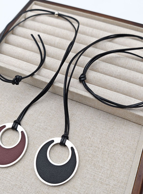 欧美新款圆牌皮革吊坠项链