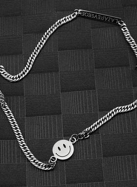 钛钢小男孩舞台穿搭配饰品女童