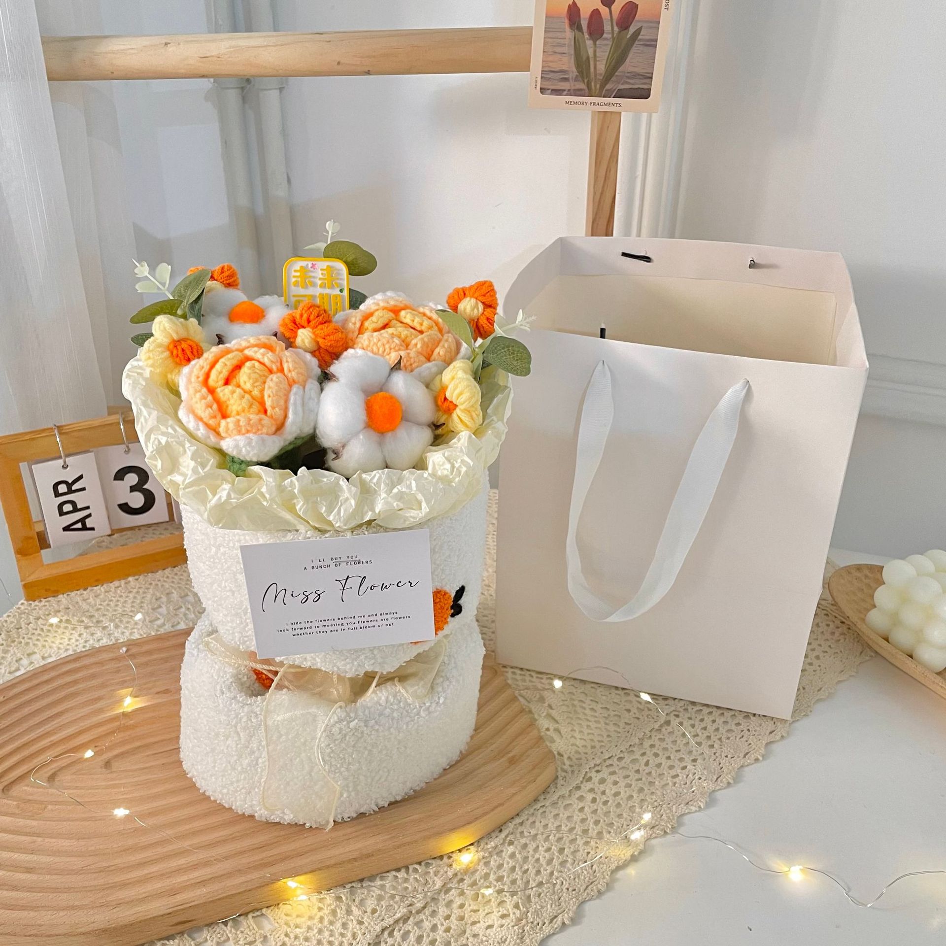 生日礼物女生手工毛线花束针织成品永生花伴手礼纪念周年毕业礼物