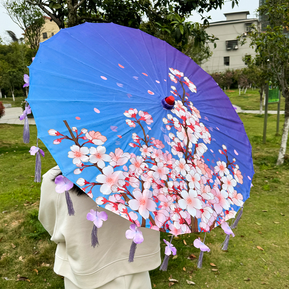 流苏花瓣舞蹈演出走秀油纸伞绸布拍摄伞流苏花瓣一体油纸伞 - 图0