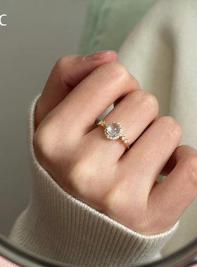 仿冰透白月光玉髓蛋面戒指女小众