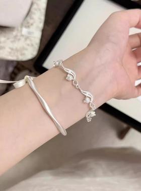 冷淡风叠戴铃兰花吊坠手链女哑光