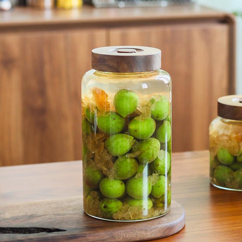 One-way discharge sparkling wine tank, bayberry green plum soaking wine bottle, food-grade fruit wine fermentation tank, glass sealed tank, wine bottle