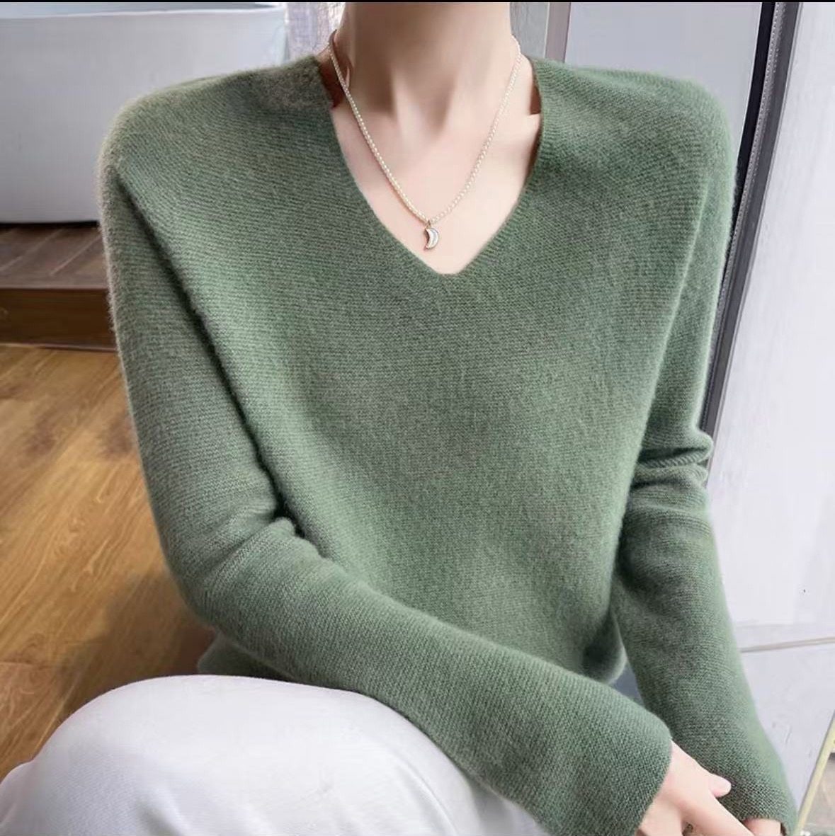 鄂尔多斯市无缝一体V领羊绒衫女宽松内搭打底衫针织气质纯色毛衣,淘宝优惠券,粉丝福利购,淘宝优惠卷