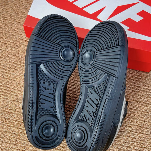 Nike/耐克 Gamma Force 时尚耐磨低帮板鞋女款黑白HQ1674-001 - 图2