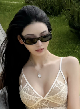 圣家辣妹潮牌墨镜女时尚防紫外线高质感显瘦素颜白色韩版太阳镜男