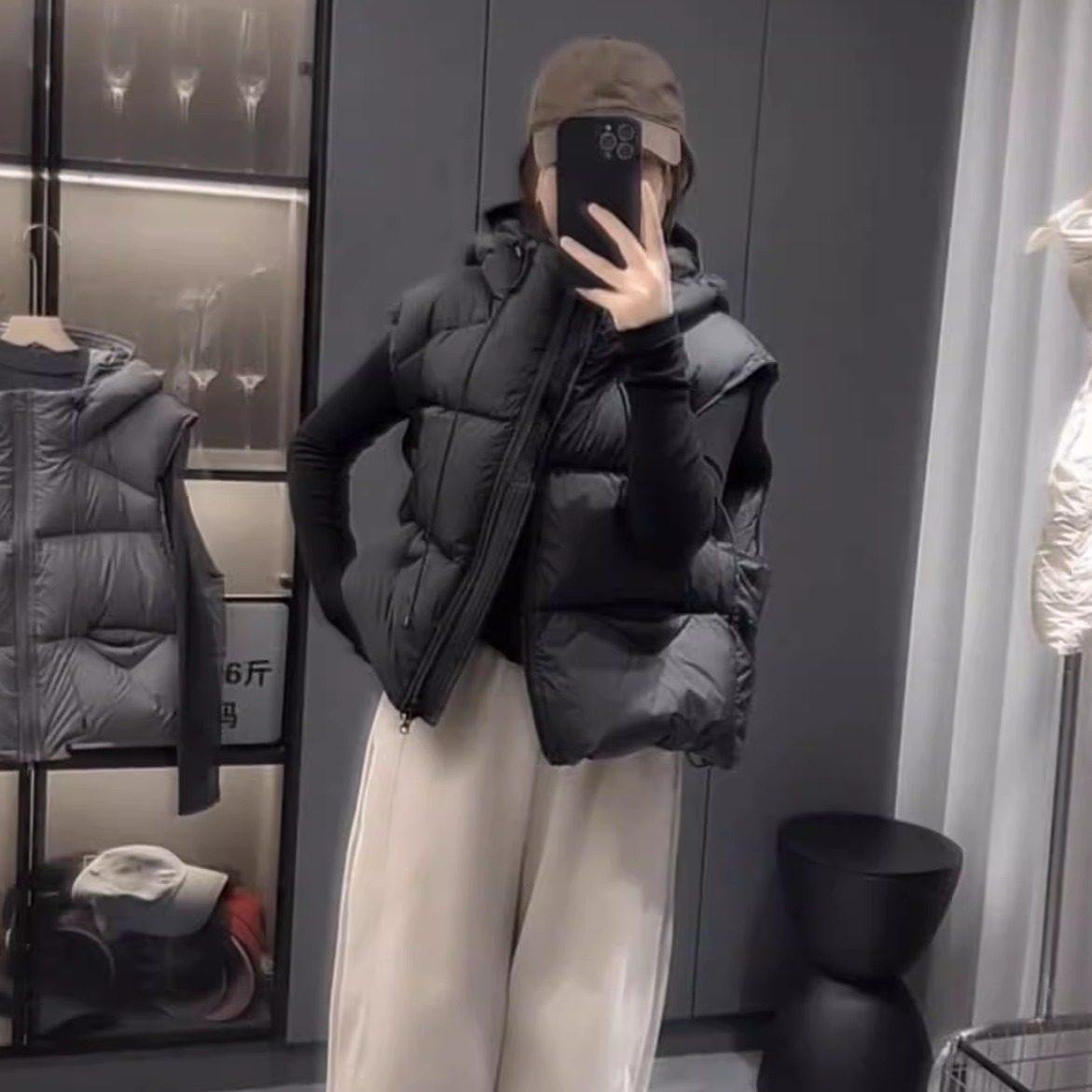 羽绒马甲女短款连帽冬季新款2024韩宽松高级感小个子背心坎肩外套,淘宝优惠券,粉丝福利购,淘宝优惠卷
