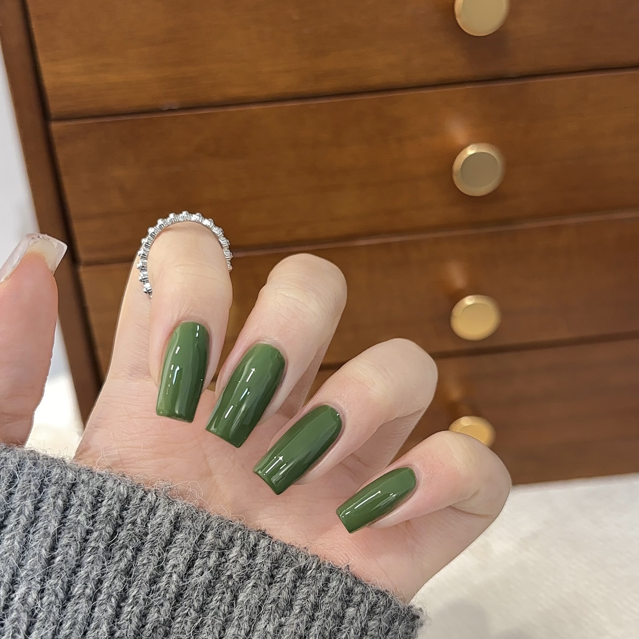 【花校长】国色芬芳闭月羞花色系网红爆款实色美甲甲油胶 - 图3