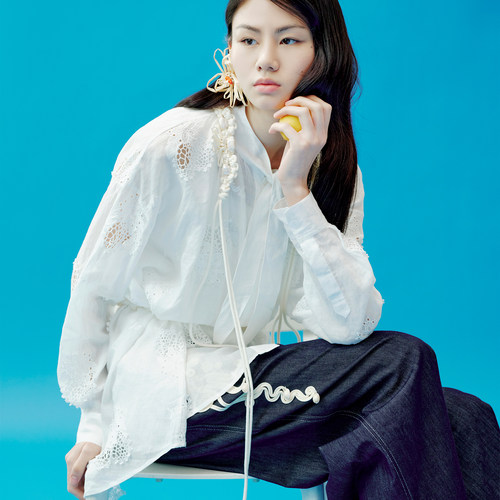 XIAOLI筱李 25春夏新品白色柠檬刺绣镂空绣花飘带衬衫淡人穿搭 - 图2