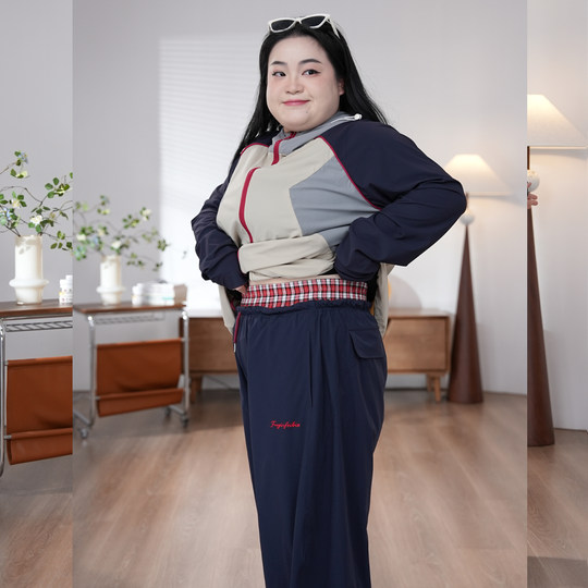 福饮沸别【时光画布】大码胖mm休闲百搭撞色运动风三季套装2458