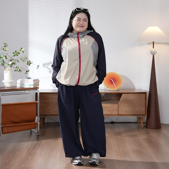 福饮沸别【时光画布】大码胖mm休闲百搭撞色运动风三季套装2458