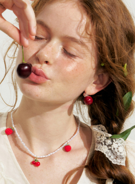IHDXD红果串珠项链小清新水果吊坠ins百搭短款甜美颈链锁骨链