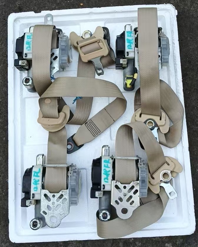适用于12代丰田皇冠安全及调节器带安全扣座椅插扣成色好原厂拆车,淘宝优惠券,粉丝福利购,淘宝优惠卷