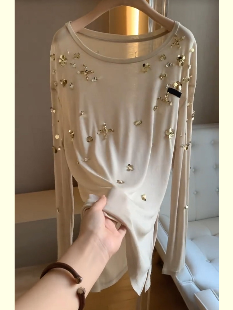 重工钉珠长袖打底衫女秋2025新款设计感小众气质亮片圆领T恤上衣,淘宝优惠券,粉丝福利购,淘宝优惠卷